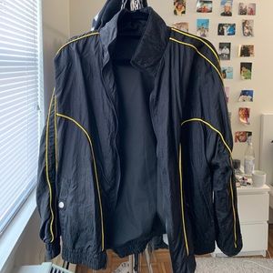 LF windbreaker